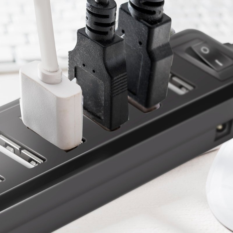 7 in 1 USB 2.0 multiport hub