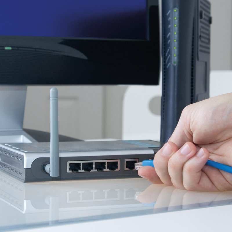 Aluminium hub with 3 USB 3.0 ports, USB-C cable and RJ45 Ethernet port