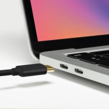 1.5 m USB-C to HDMI cable