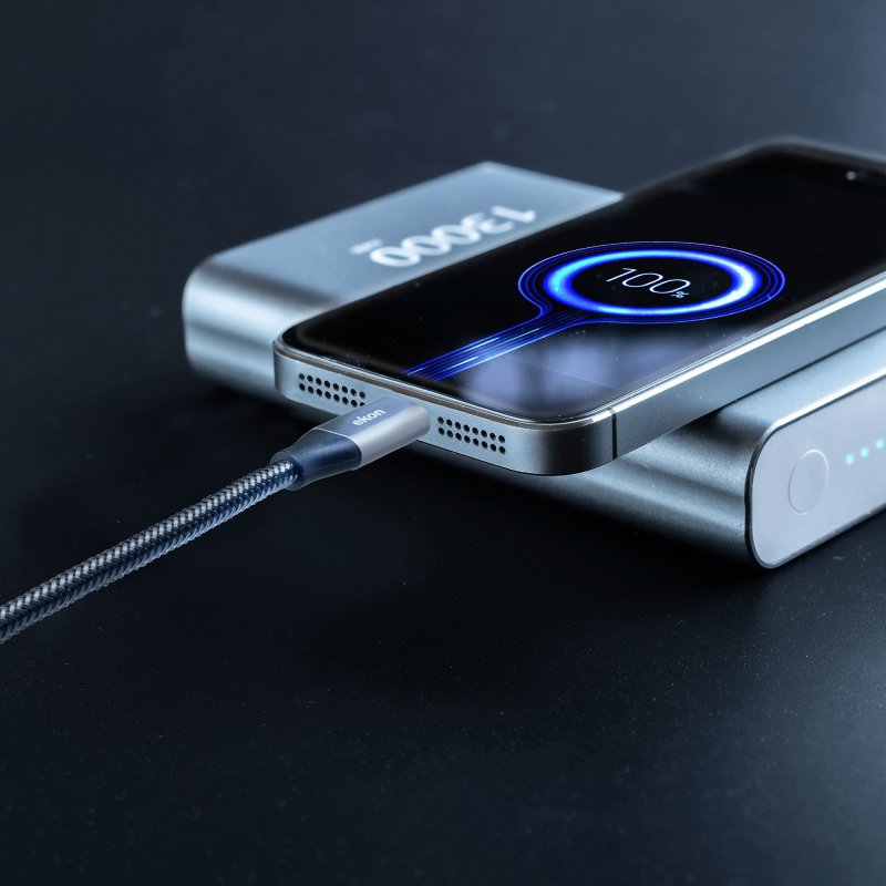 USB-C to USB-C 3.1 Gen 2 data and charging cable