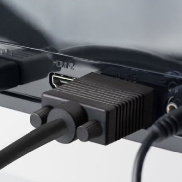 VGA (15 pin) monitor cable