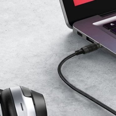 Audio cable with 90° male jack connector, 0.5 m