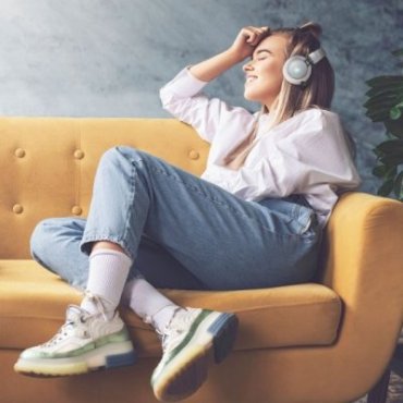 Audio cable with 90° male jack connector, 0.5 m